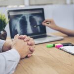 Imaging of urgencies and emergencies in patients with lung cancer